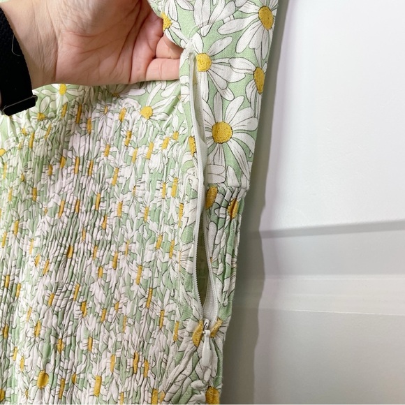 Zara Floral Daisy Print Linen Blend Smocked Mini Dress - Picture 10 of 14